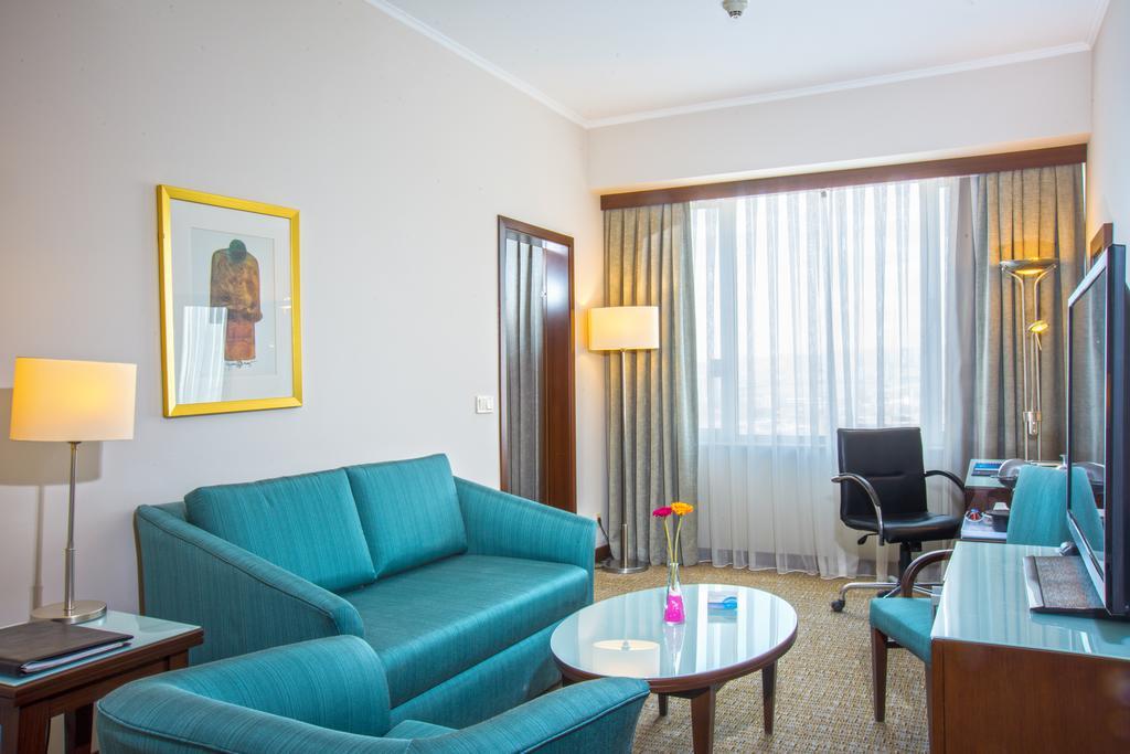 Radisson Blu Ankara Hotel Buitenkant foto